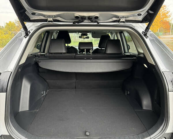 Сірий Тойота РАВ 4, об'ємом двигуна 2.49 л та пробігом 14 тис. км за 38500 $, фото 14 на Automoto.ua