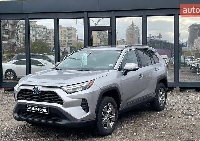 Сірий Тойота РАВ 4, об'ємом двигуна 2.49 л та пробігом 11 тис. км за 31990 $, фото 2 на Automoto.ua