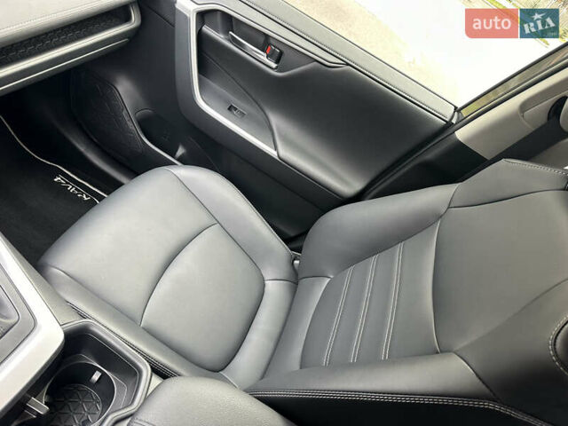 Сірий Тойота РАВ 4, об'ємом двигуна 2.49 л та пробігом 34 тис. км за 41750 $, фото 30 на Automoto.ua