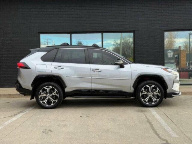 Серый Тойота РАВ 4, объемом двигателя 2.5 л и пробегом 19 тыс. км за 15300 $, фото 2 на Automoto.ua