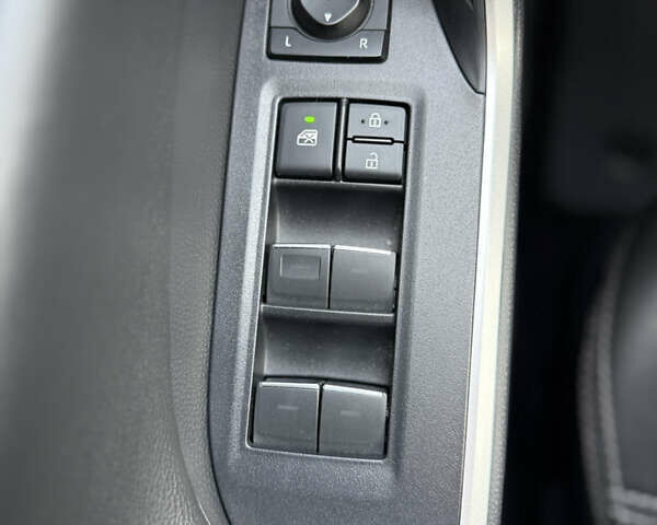 Серый Тойота РАВ 4, объемом двигателя 2.49 л и пробегом 16 тыс. км за 38300 $, фото 14 на Automoto.ua