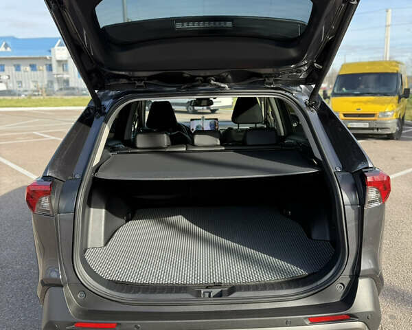 Серый Тойота РАВ 4, объемом двигателя 2.49 л и пробегом 16 тыс. км за 38300 $, фото 19 на Automoto.ua