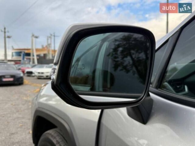 Сірий Тойота РАВ 4, об'ємом двигуна 2.49 л та пробігом 19 тис. км за 39000 $, фото 8 на Automoto.ua