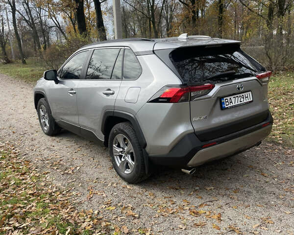 Сірий Тойота РАВ 4, об'ємом двигуна 2.49 л та пробігом 3 тис. км за 39500 $, фото 6 на Automoto.ua