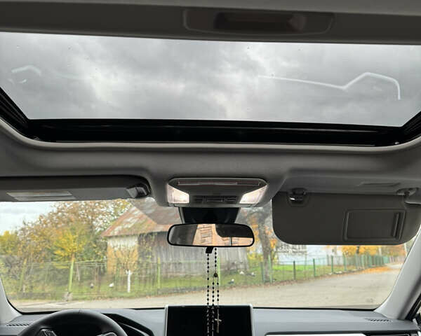 Сірий Тойота РАВ 4, об'ємом двигуна 2.49 л та пробігом 14 тис. км за 38500 $, фото 12 на Automoto.ua