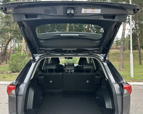 Сірий Тойота РАВ 4, об'ємом двигуна 2.49 л та пробігом 34 тис. км за 41750 $, фото 43 на Automoto.ua