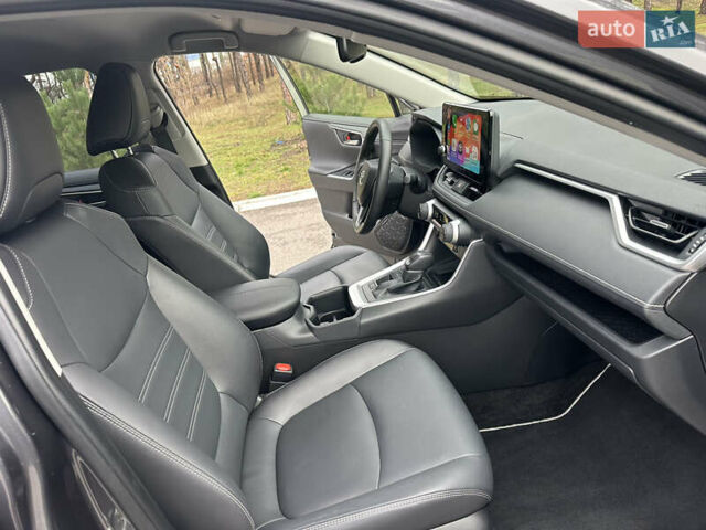 Сірий Тойота РАВ 4, об'ємом двигуна 2.49 л та пробігом 34 тис. км за 41750 $, фото 21 на Automoto.ua