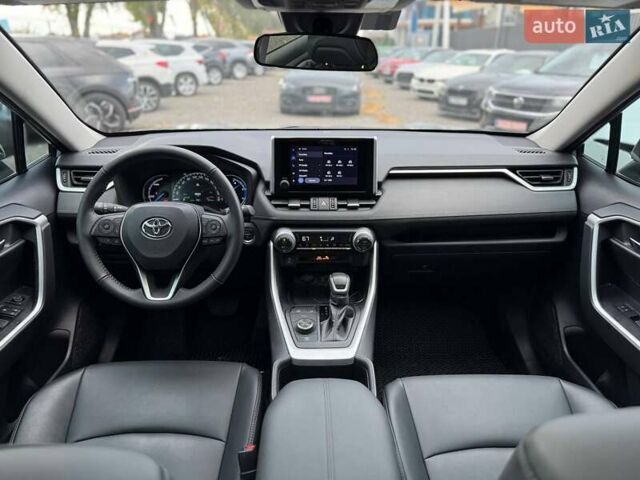 Сірий Тойота РАВ 4, об'ємом двигуна 2.49 л та пробігом 19 тис. км за 39000 $, фото 12 на Automoto.ua