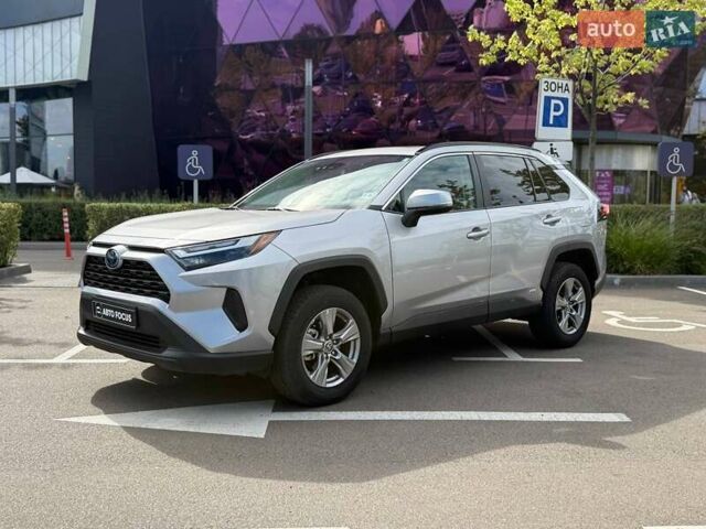 Сірий Тойота РАВ 4, об'ємом двигуна 2.49 л та пробігом 11 тис. км за 36990 $, фото 2 на Automoto.ua