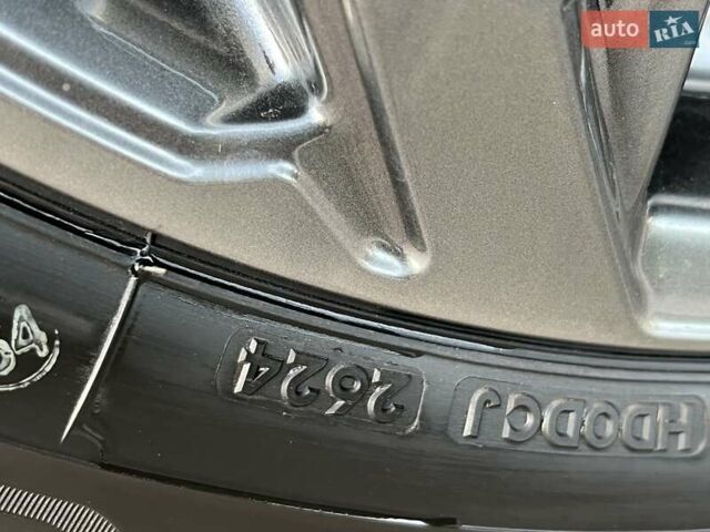 Сірий Тойота РАВ 4, об'ємом двигуна 2.49 л та пробігом 12 тис. км за 41999 $, фото 19 на Automoto.ua