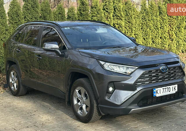 Сірий Тойота РАВ 4, об'ємом двигуна 2.5 л та пробігом 30 тис. км за 38500 $, фото 3 на Automoto.ua