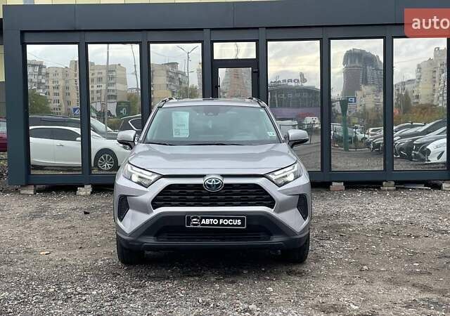 Сірий Тойота РАВ 4, об'ємом двигуна 2.49 л та пробігом 11 тис. км за 34990 $, фото 1 на Automoto.ua
