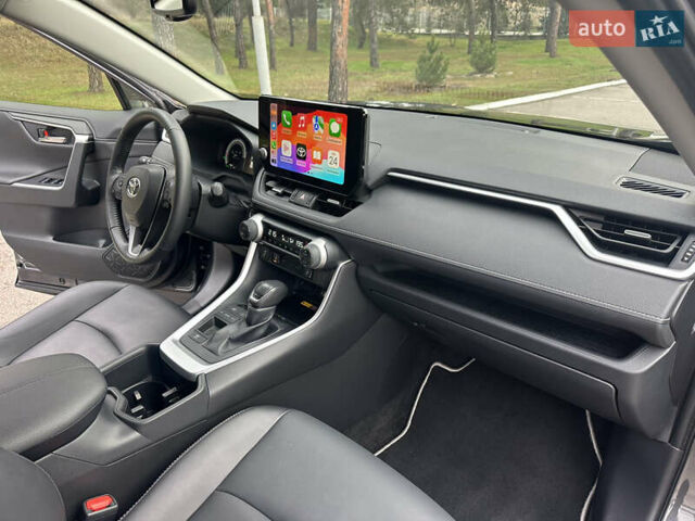 Сірий Тойота РАВ 4, об'ємом двигуна 2.49 л та пробігом 34 тис. км за 41750 $, фото 37 на Automoto.ua