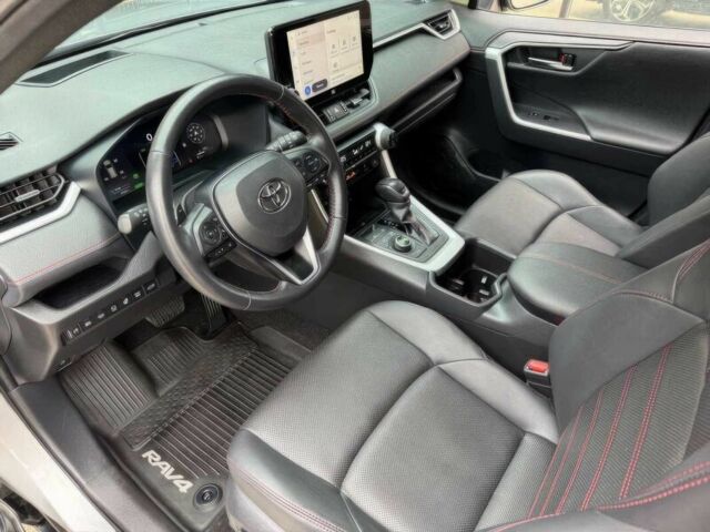 Серый Тойота РАВ 4, объемом двигателя 2.5 л и пробегом 19 тыс. км за 15300 $, фото 7 на Automoto.ua