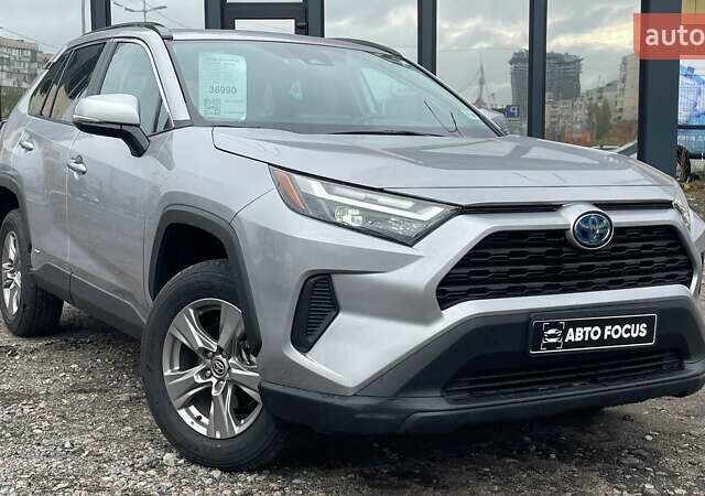 Сірий Тойота РАВ 4, об'ємом двигуна 2.49 л та пробігом 11 тис. км за 31990 $, фото 6 на Automoto.ua