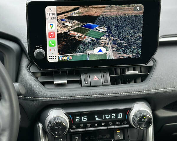 Сірий Тойота РАВ 4, об'ємом двигуна 2.49 л та пробігом 34 тис. км за 41750 $, фото 28 на Automoto.ua