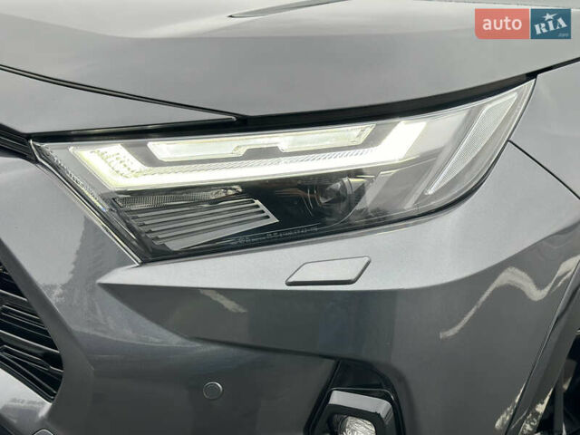 Серый Тойота РАВ 4, объемом двигателя 2.49 л и пробегом 20 тыс. км за 43500 $, фото 5 на Automoto.ua