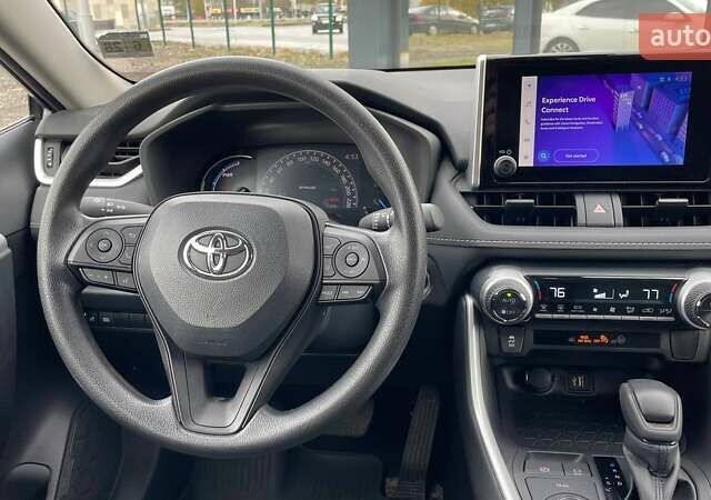 Сірий Тойота РАВ 4, об'ємом двигуна 2.49 л та пробігом 11 тис. км за 31990 $, фото 16 на Automoto.ua