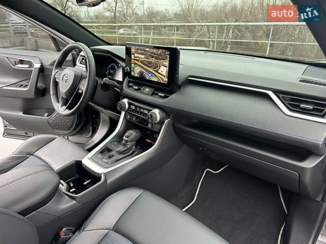 Серый Тойота РАВ 4, объемом двигателя 2.49 л и пробегом 20 тыс. км за 43500 $, фото 26 на Automoto.ua