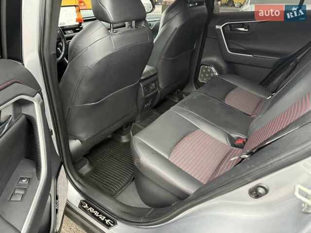 Серый Тойота РАВ 4, объемом двигателя 2.5 л и пробегом 25 тыс. км за 47800 $, фото 37 на Automoto.ua