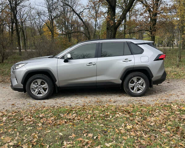 Сірий Тойота РАВ 4, об'ємом двигуна 2.49 л та пробігом 3 тис. км за 39500 $, фото 2 на Automoto.ua