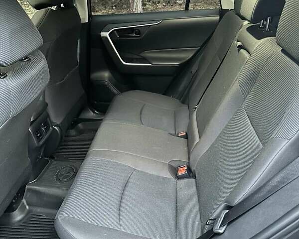 Серый Тойота РАВ 4, объемом двигателя 2.49 л и пробегом 3 тыс. км за 37200 $, фото 18 на Automoto.ua