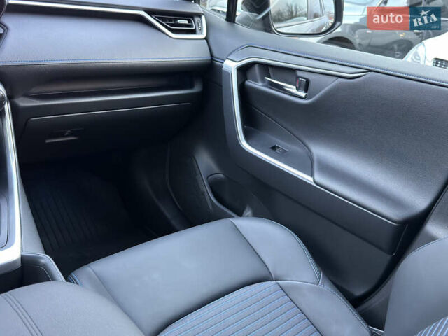 Сірий Тойота РАВ 4, об'ємом двигуна 2.5 л та пробігом 24 тис. км за 42000 $, фото 14 на Automoto.ua