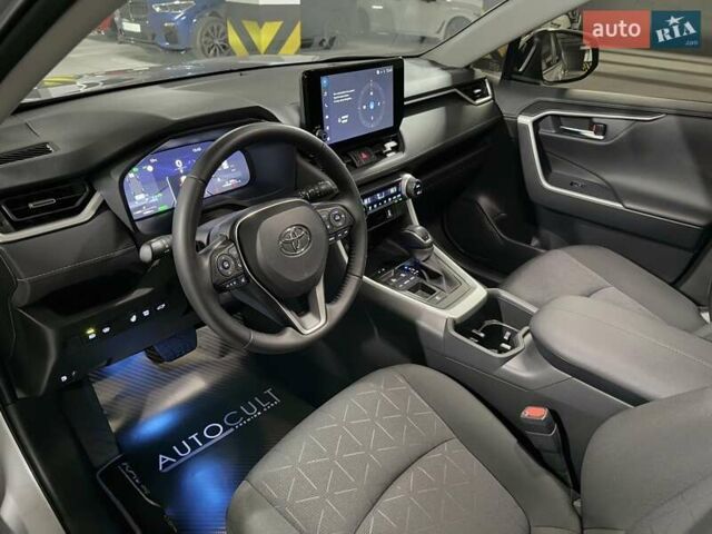 Сірий Тойота РАВ 4, об'ємом двигуна 2.49 л та пробігом 14 тис. км за 36500 $, фото 19 на Automoto.ua
