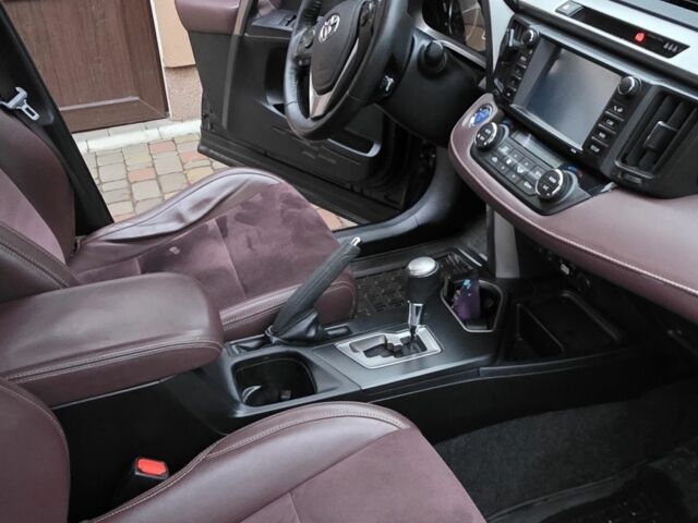 Синий Тойота РАВ 4, объемом двигателя 2.5 л и пробегом 89 тыс. км за 23409 $, фото 2 на Automoto.ua