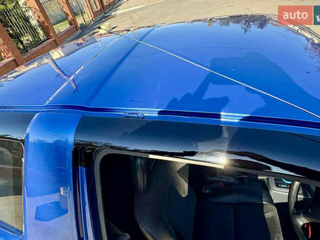 Синий Тойота РАВ 4, объемом двигателя 2 л и пробегом 437 тыс. км за 4999 $, фото 8 на Automoto.ua