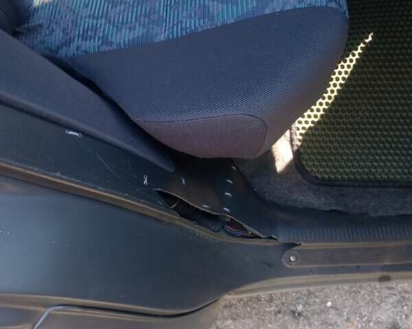 Синій Тойота РАВ 4, об'ємом двигуна 2 л та пробігом 163 тис. км за 6200 $, фото 3 на Automoto.ua