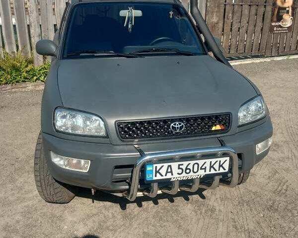 Синій Тойота РАВ 4, об'ємом двигуна 2 л та пробігом 163 тис. км за 6200 $, фото 15 на Automoto.ua