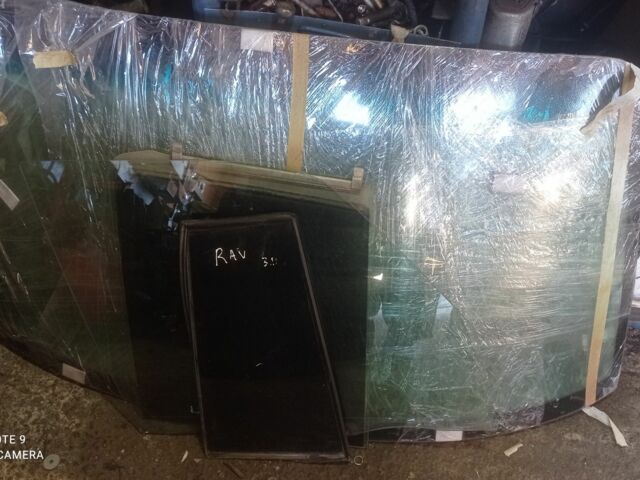 Синий Тойота РАВ 4, объемом двигателя 2 л и пробегом 200 тыс. км за 2100 $, фото 8 на Automoto.ua