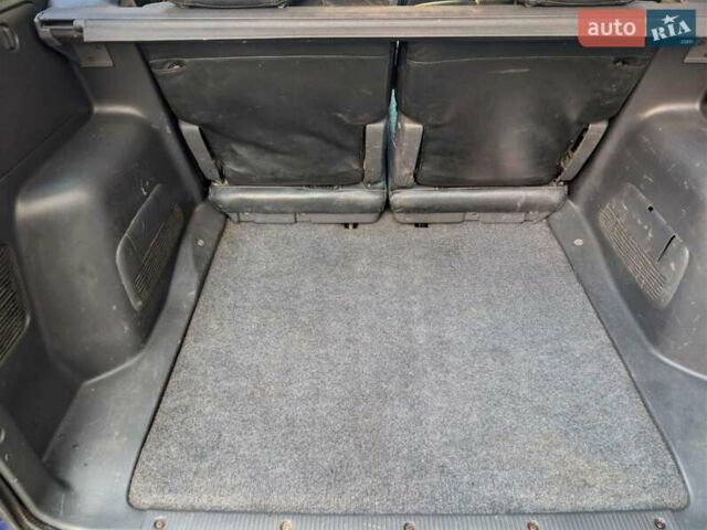 Синий Тойота РАВ 4, объемом двигателя 2 л и пробегом 286 тыс. км за 4500 $, фото 3 на Automoto.ua