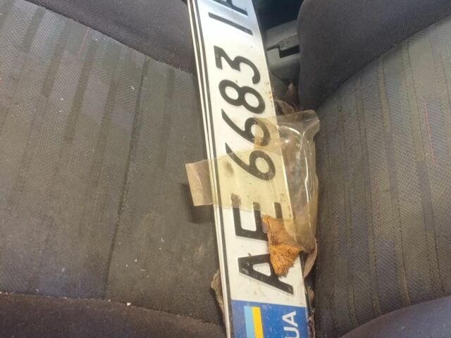 Синий Тойота РАВ 4, объемом двигателя 2 л и пробегом 200 тыс. км за 2100 $, фото 7 на Automoto.ua