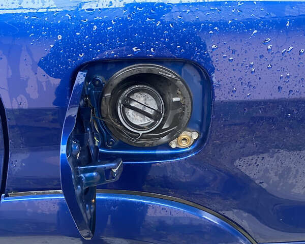 Синій Тойота РАВ 4, об'ємом двигуна 2 л та пробігом 244 тис. км за 6800 $, фото 41 на Automoto.ua