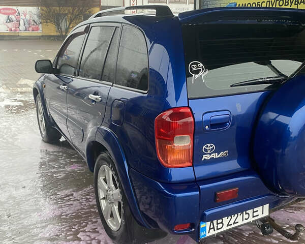 Синій Тойота РАВ 4, об'ємом двигуна 2 л та пробігом 244 тис. км за 6800 $, фото 6 на Automoto.ua