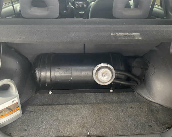 Синій Тойота РАВ 4, об'ємом двигуна 2 л та пробігом 244 тис. км за 6800 $, фото 38 на Automoto.ua