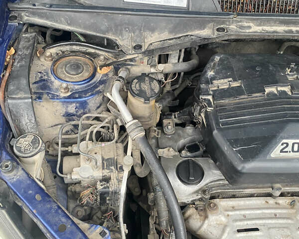 Синій Тойота РАВ 4, об'ємом двигуна 2 л та пробігом 244 тис. км за 6800 $, фото 26 на Automoto.ua