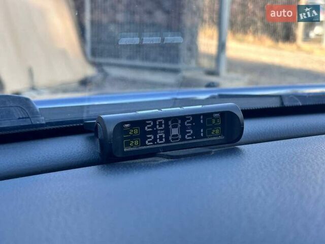 Синий Тойота РАВ 4, объемом двигателя 2 л и пробегом 238 тыс. км за 7000 $, фото 20 на Automoto.ua