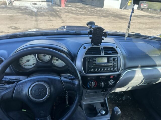 Синий Тойота РАВ 4, объемом двигателя 2 л и пробегом 2 тыс. км за 3600 $, фото 1 на Automoto.ua