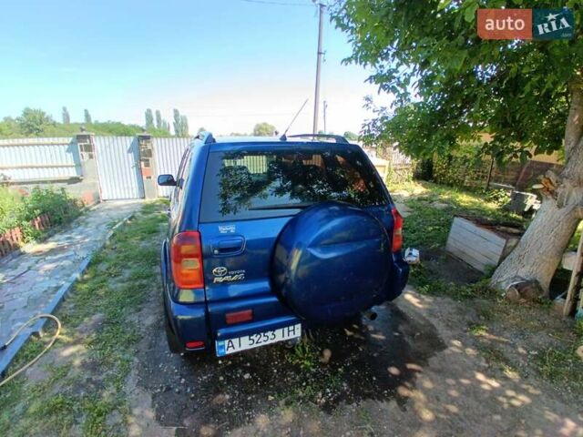 Синий Тойота РАВ 4, объемом двигателя 2 л и пробегом 373 тыс. км за 6500 $, фото 2 на Automoto.ua