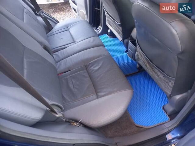 Синий Тойота РАВ 4, объемом двигателя 2 л и пробегом 330 тыс. км за 6499 $, фото 15 на Automoto.ua