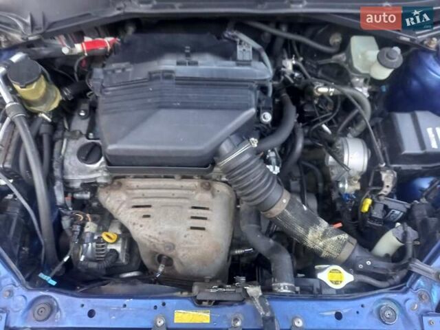 Синий Тойота РАВ 4, объемом двигателя 2 л и пробегом 330 тыс. км за 6499 $, фото 2 на Automoto.ua