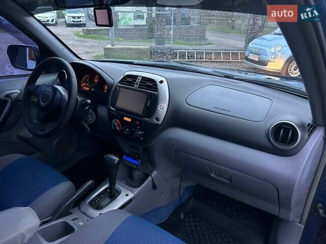 Синий Тойота РАВ 4, объемом двигателя 2 л и пробегом 242 тыс. км за 6700 $, фото 33 на Automoto.ua