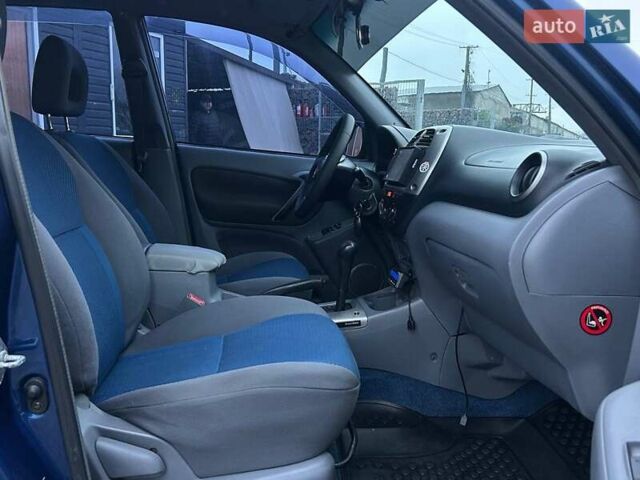 Синий Тойота РАВ 4, объемом двигателя 2 л и пробегом 242 тыс. км за 6700 $, фото 32 на Automoto.ua