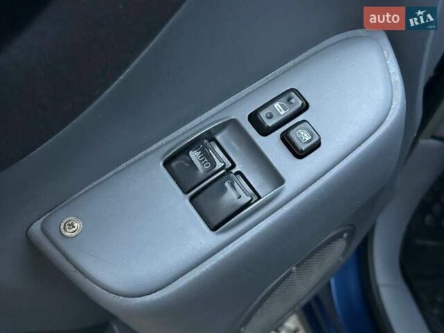 Синий Тойота РАВ 4, объемом двигателя 2 л и пробегом 242 тыс. км за 6700 $, фото 11 на Automoto.ua