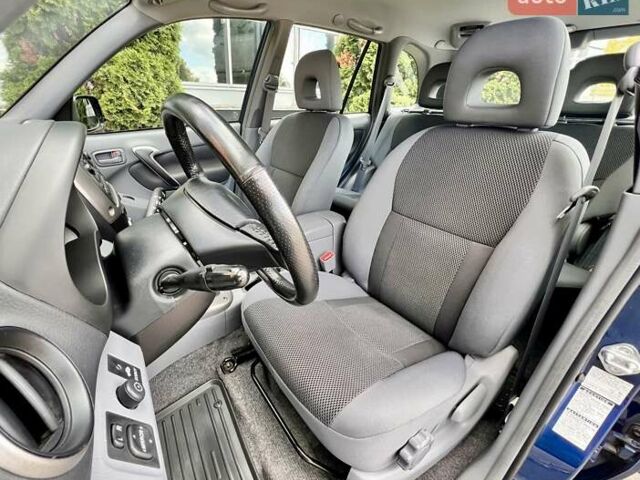 Синий Тойота РАВ 4, объемом двигателя 0 л и пробегом 34 тыс. км за 14500 $, фото 16 на Automoto.ua