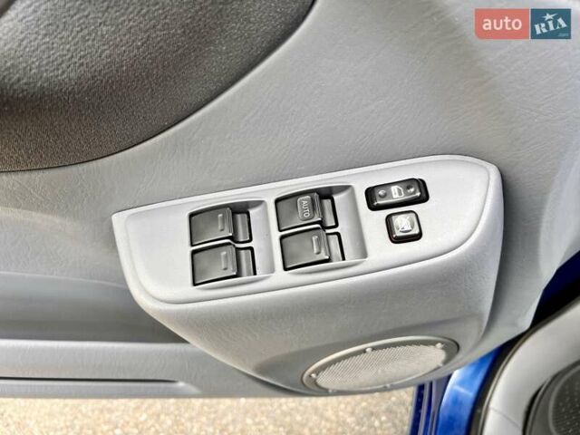 Синий Тойота РАВ 4, объемом двигателя 0 л и пробегом 34 тыс. км за 14500 $, фото 12 на Automoto.ua