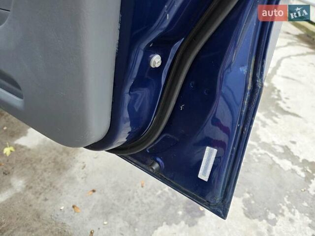 Синий Тойота РАВ 4, объемом двигателя 2 л и пробегом 134 тыс. км за 5900 $, фото 15 на Automoto.ua
